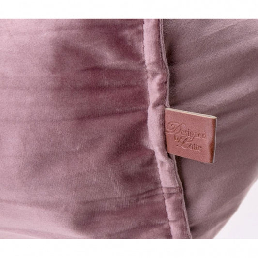 Designed by Lotte Katzenkissen Velveti - Karlie